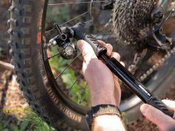 Topeak Shuttle Gauge G2 -Bicycle accessory tool store 65788 3